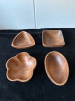 4 kleinere Holz-Schalen