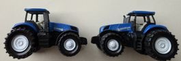  2x SIKU New Holland T8.390 Modelltraktor – blau –