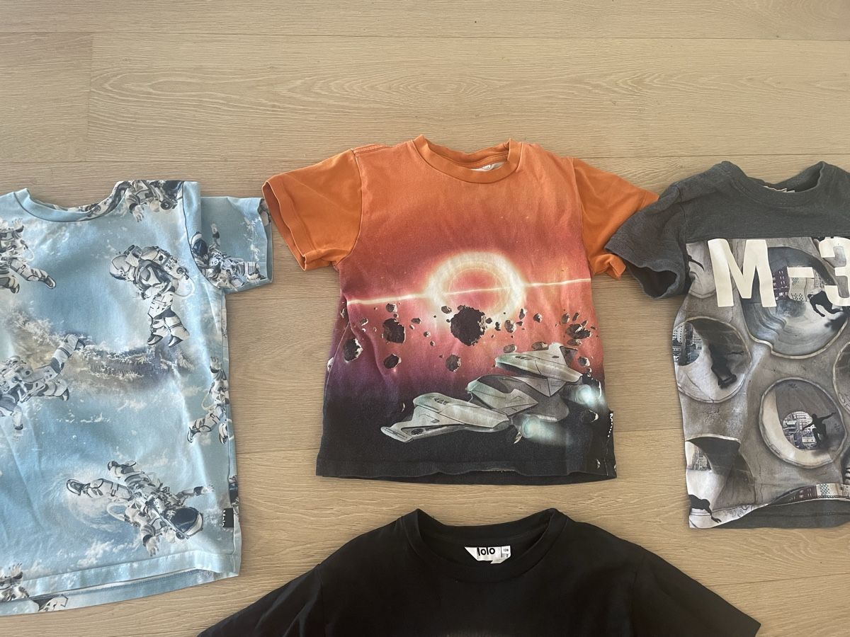 Molo Lotti & Set di vestiti: 5x Molo T-Shirts Grösse 128 – Usato da Bülach venduto da Simka83 3