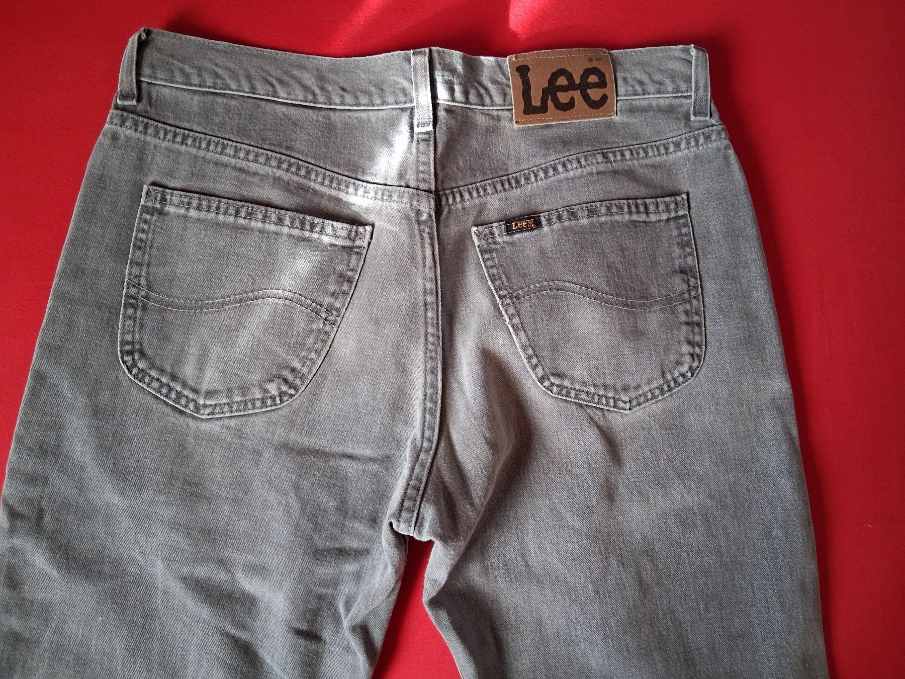 Lee Jeans: Graue Lee Jeans, Top Zustand – Usato da Grüt (Gossau) ZH venduto da Gimmiten 1