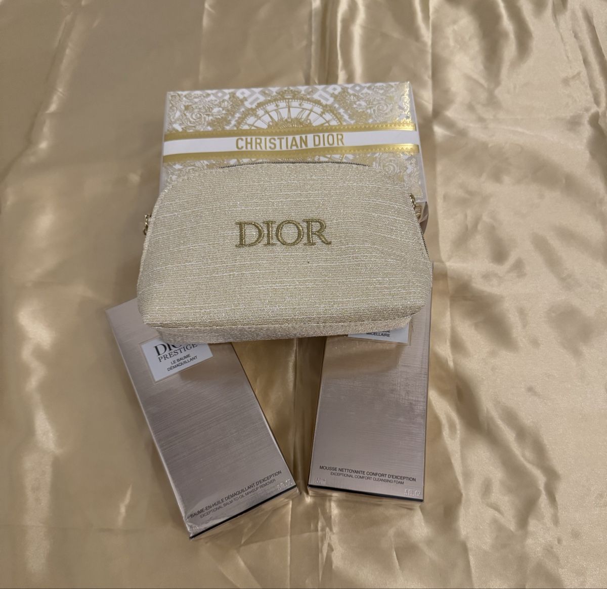 Dior Gesichtspflege: Dior Prestige Set mit Necessaire – Neu und originalverpackt aus Bern von Blueangel6 7