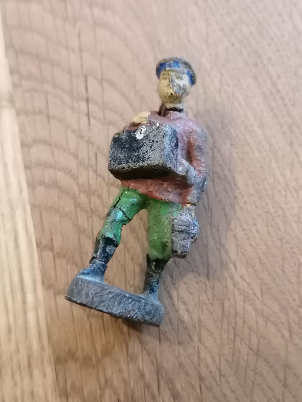 Statuette: Elastolin Figur - Reisender mit Gepäck – Usato da Basel venduto da vintagecollector 3