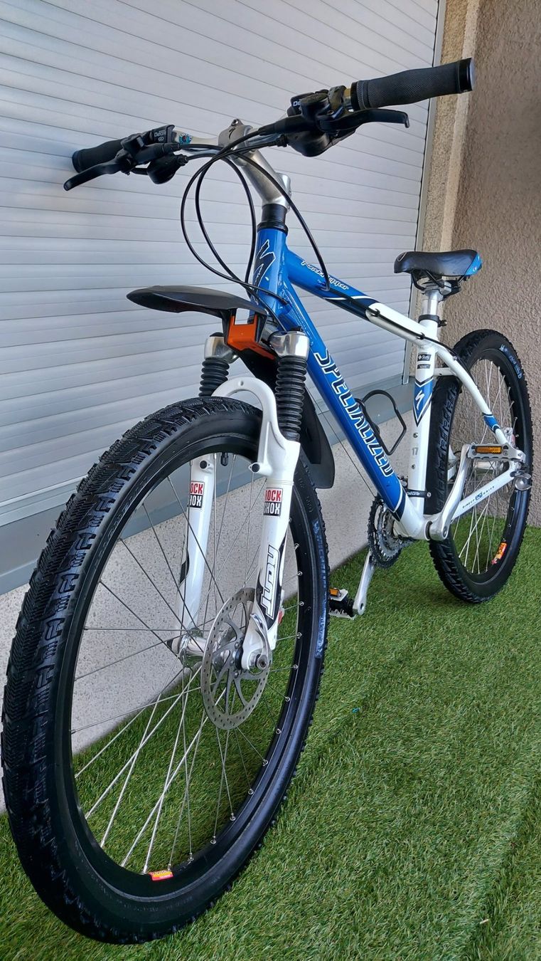 Specialized Velos: Specialized 26" Disc – Gebraucht aus Winterthur von  2