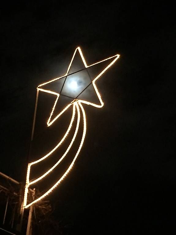 Tutte le decorazioni: Weihnachtsstern Metall mit Leuchtschlauch – Usato da Münsingen venduto da Moser99