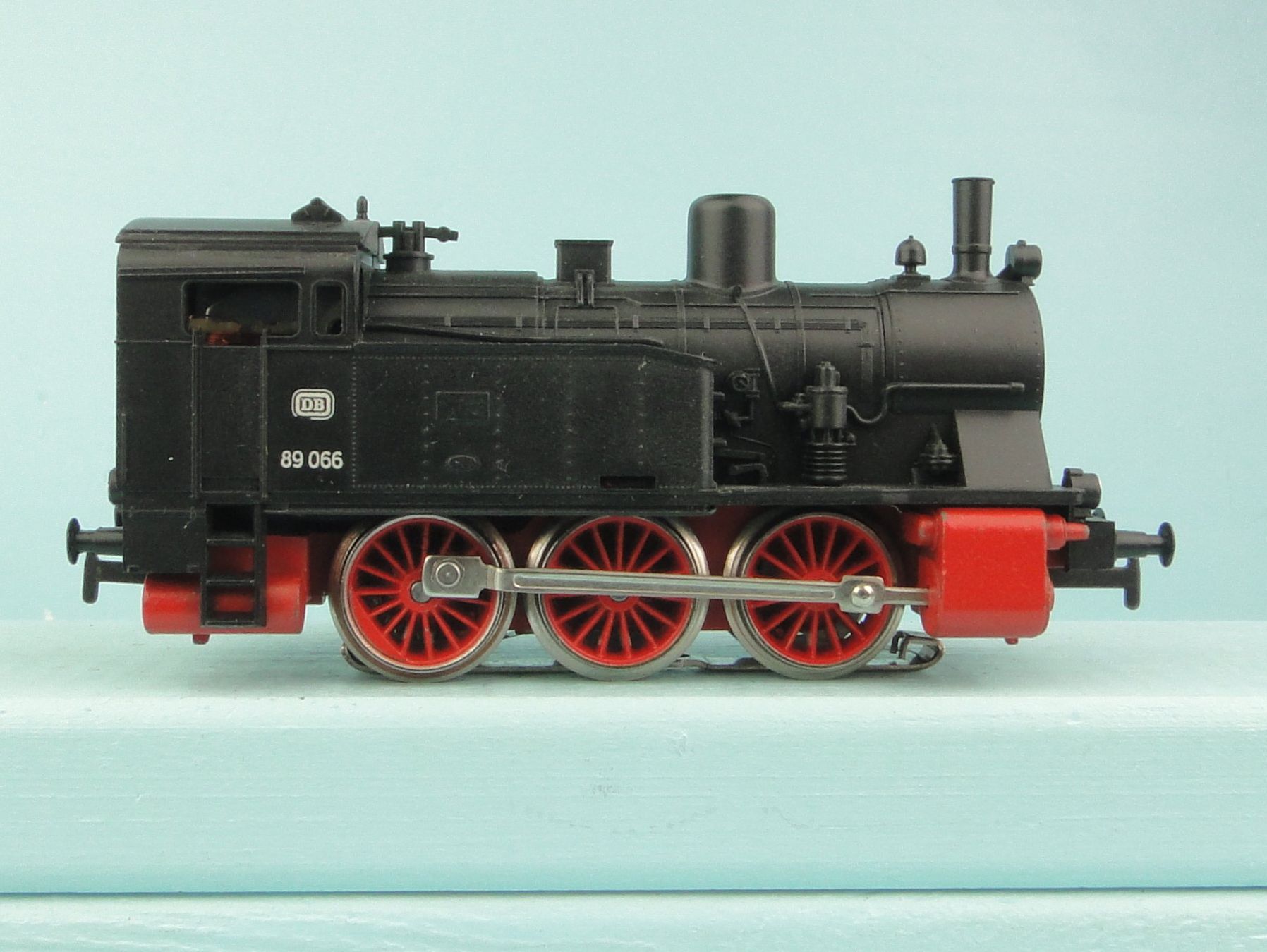 Märklin Modelleisenbahnen: Märklin 3104 BR 89 – Gebraucht aus Bülach von cann11 4