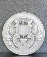 Schweizer Lyra-Medaille aus Silberblech von Huguenin