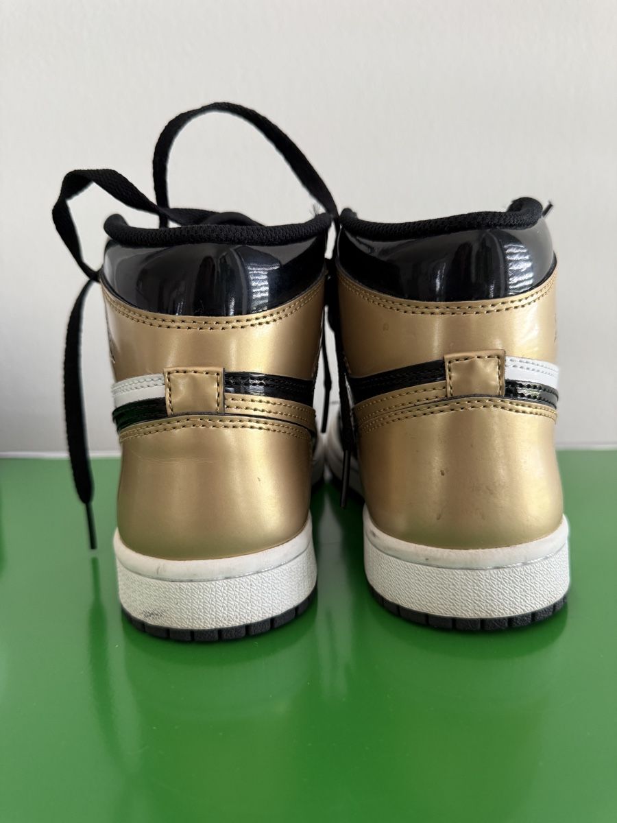 Jordan Scarpe da donna: Nike air Jordan Gold Toe – Usato da Pratteln venduto da Eileen_H 1
