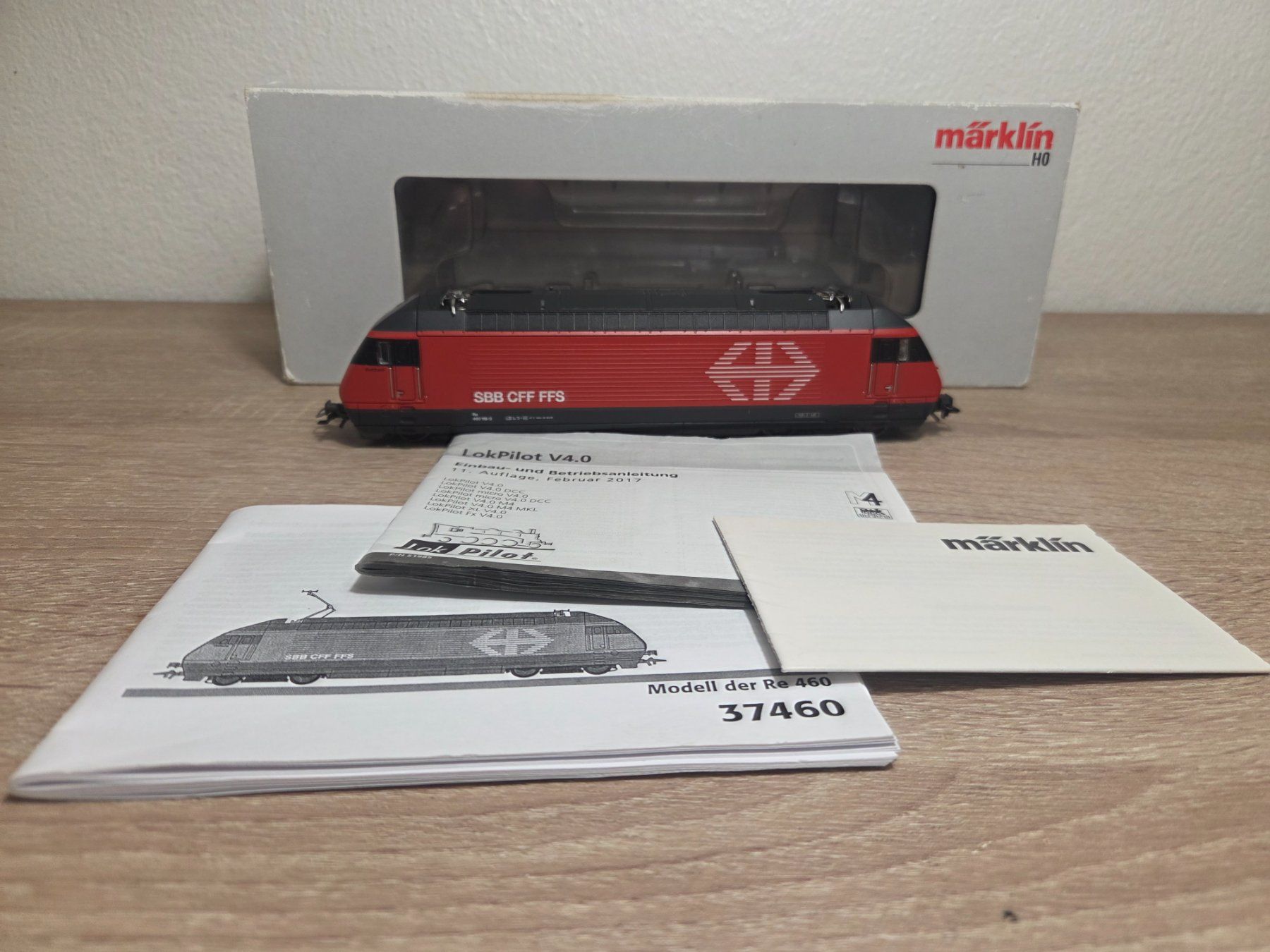 Märklin Modelleisenbahnen: Märklin 37460 E-Lok Serie 460 SBB Digital H0 – Gebraucht aus St-Aubin-Sauges von Lo_Go 6