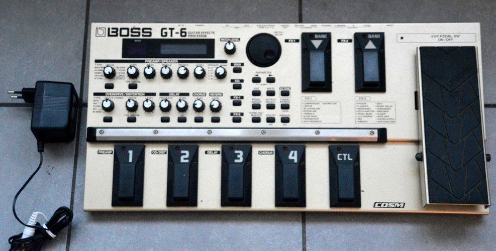 BOSS GT6 Gitarre MultiEffekte Pedal effet de guitare Kaufen auf Ricardo