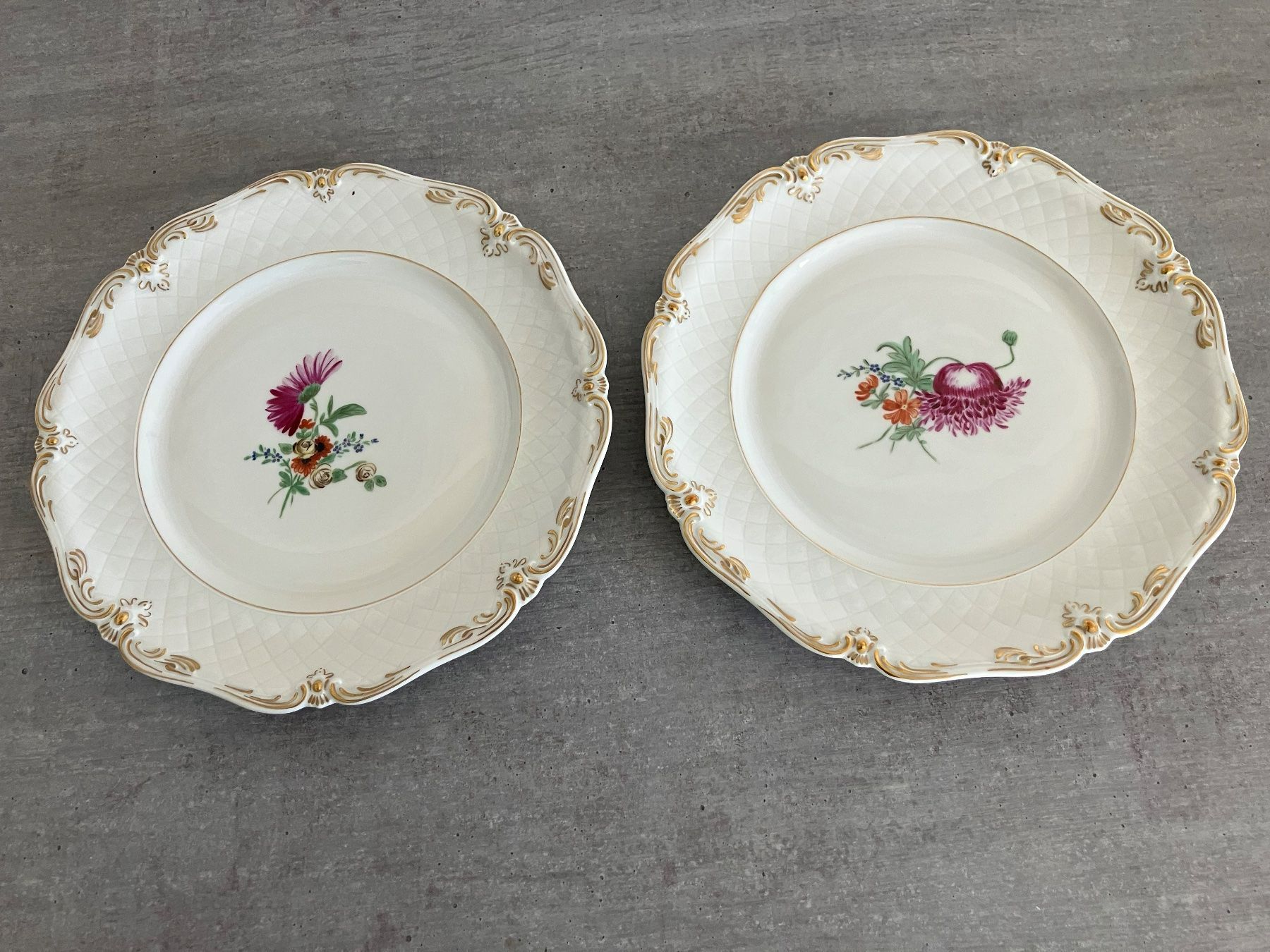 Set di piatti: Dîner complet peint à la main – Nuovo (secondo la descrizione) da Cortaillod venduto da car_f6v6 3