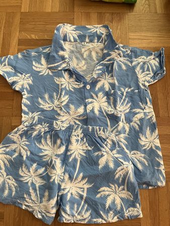 Ensemble de haut et short 116cm 5/6ans 