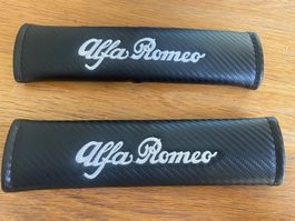 Gurtpolster mit eingesticktem Alfa Romeo Schriftzug