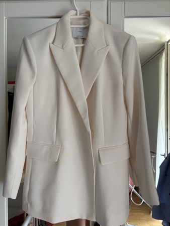 Damen Blazer MNG creme Grösse M einmal getragen