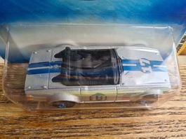 HOT WHEELS TRIUMPH TR6