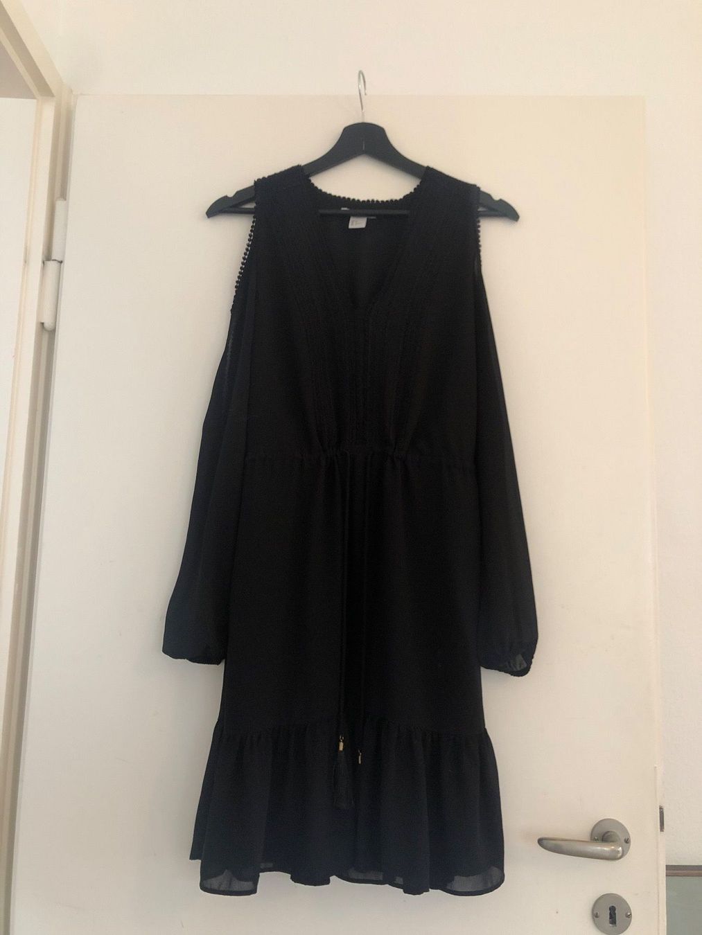 H&M Vestiti: Schwarzes elegantes Kleid – Usato da Zürich venduto da gioiali92