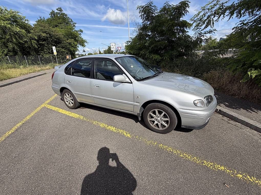 Toyota Automobili: Toyota Corolla 2001 auf Wunsch mit frischer MFK – Usato da Rheinfelden venduto da Laki95