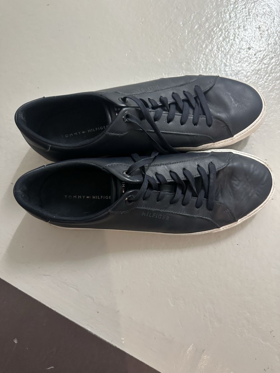 Tommy Hilfiger Scarpe da uomo: Tommy Hilfiger Sneaker dunkelblau Leder Grösse 45 – Usato da Reinach BL venduto da Alles_muss_weg00 1