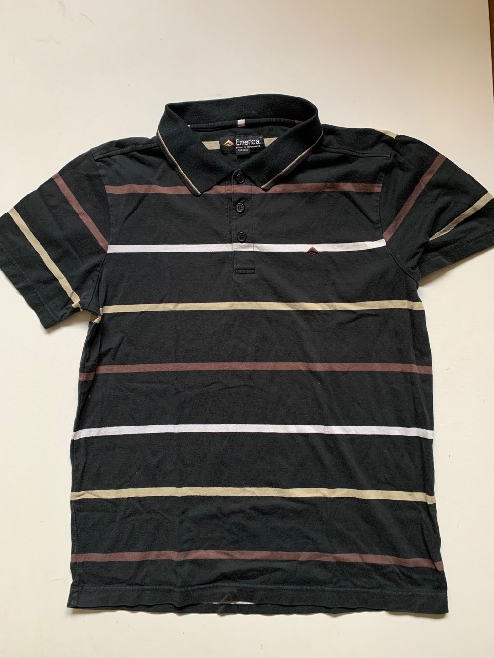 Polo-Shirts: Poloshirt von Emerica Gr.M – Gebraucht aus Rudolfstetten von medium02