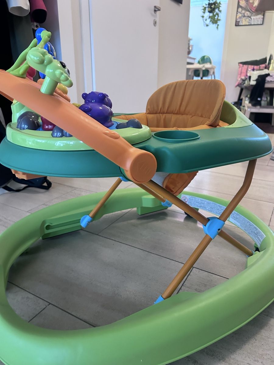Chicco Véhicules pour enfants: Baby Walker Chicco – D'occasion à Zürich par fan_z5fl 2
