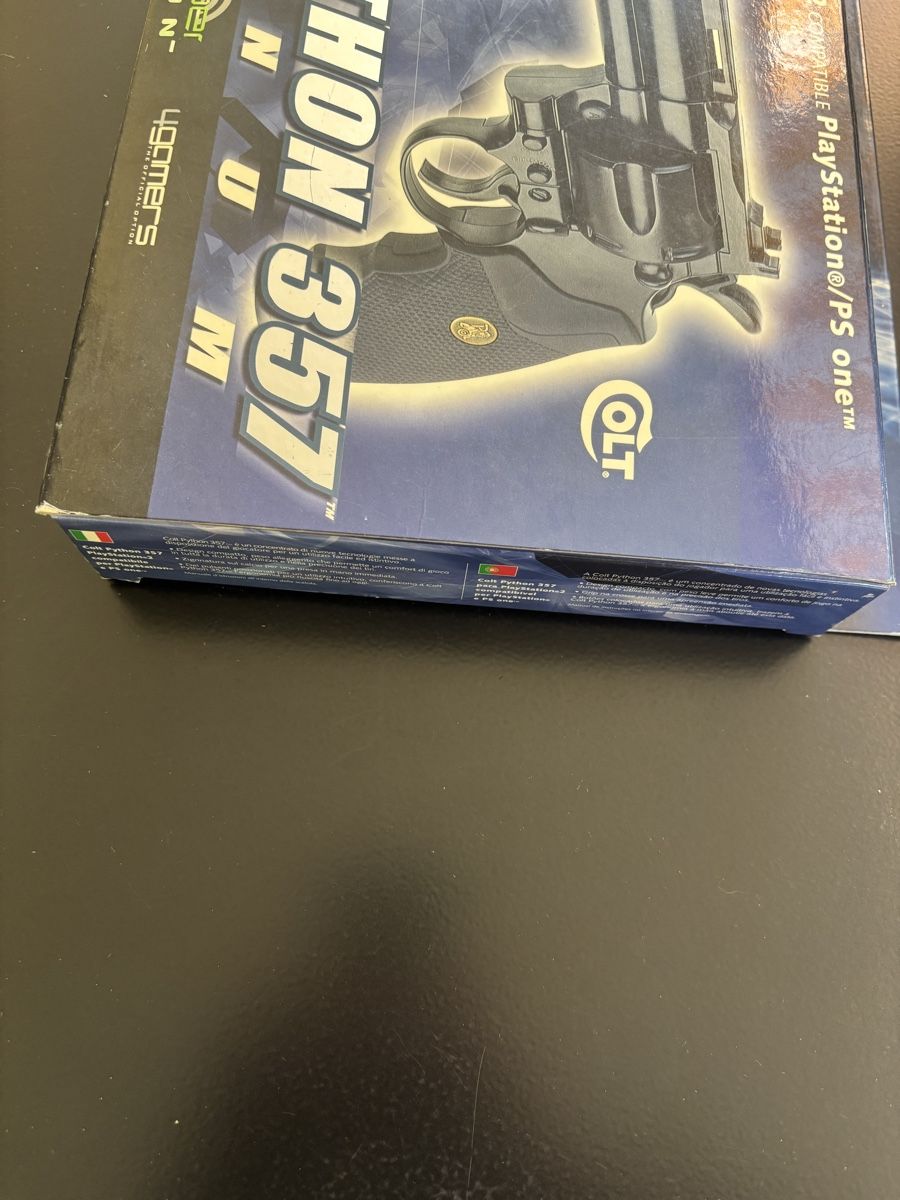 Manettes: Lightgun Colt Python 357 Magnum PS2 PS1 BigBen Neu – Neuf avec emballage d'origine à Volketswil par 1970rog 2