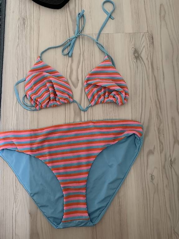 Badekleider & Bikinis: Gestreifter Bikini Tezenis / Gr. 38/40 – Gebraucht aus Frauenfeld von _vivano_