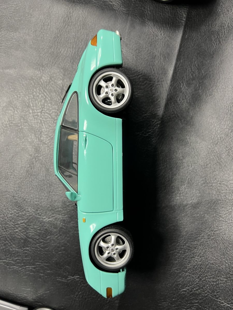 Bburago Modellautos: Porsche Modellauto türkis  – Gebraucht aus Moosleerau von Tami8
