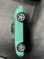 Porsche Modellauto türkis 