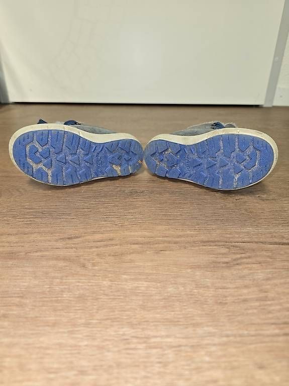 Scarpe per ragazzi: Superdry Winterschuhe – Usato da Riedholz venduto da StefanieKaiser 2