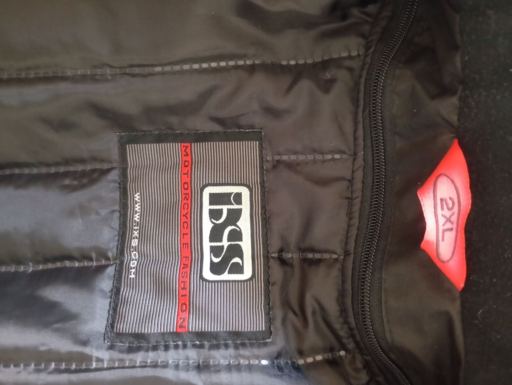 Giacche: IXS Motorcycle Jacket - Great Condition - Size 2XL – Usato da Ittigen venduto da nikol88 1
