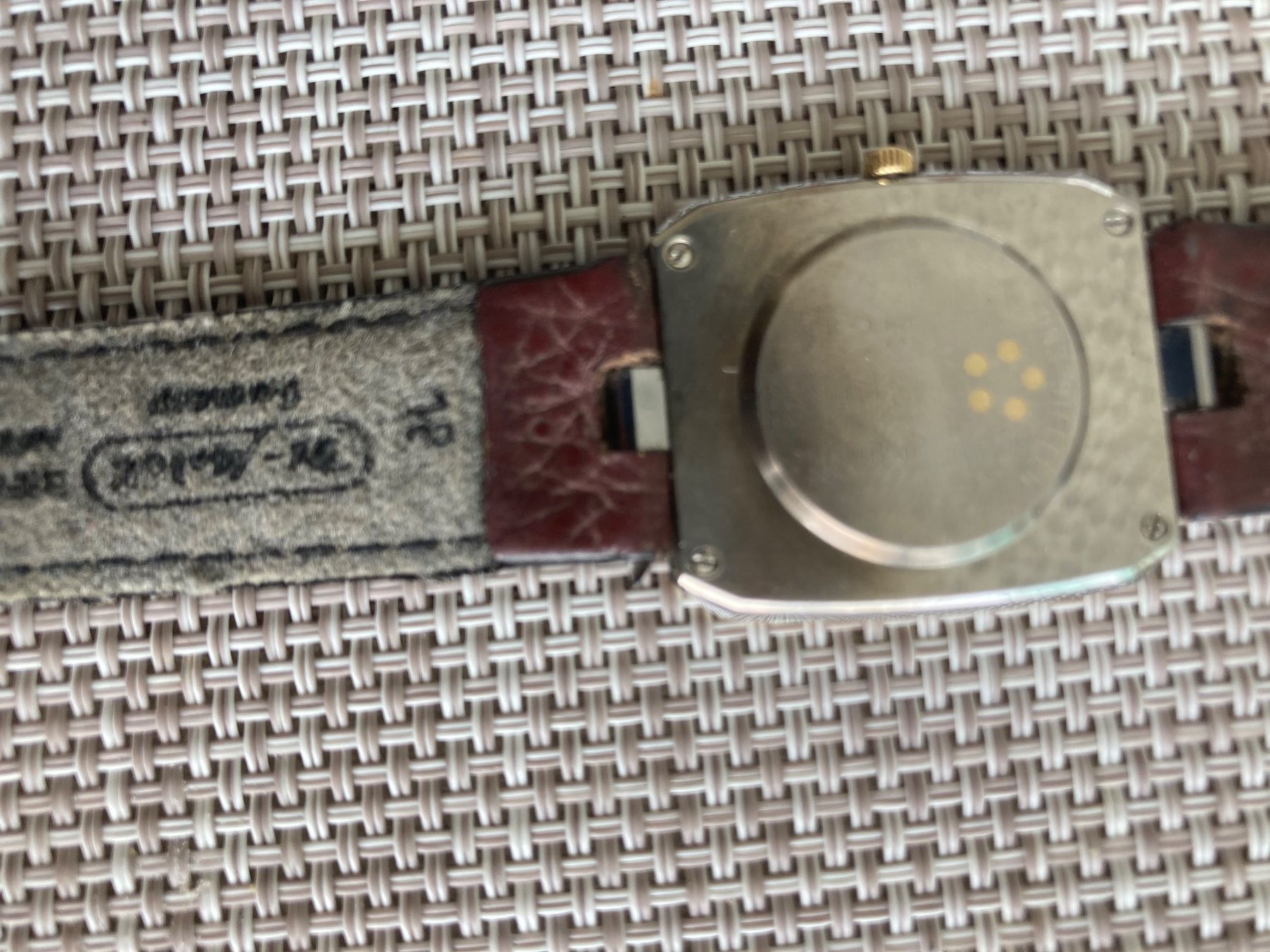 Eterna Uhren: ETERNA Quartz Uhr – Gebraucht aus Wilderswil von Feldbach 6