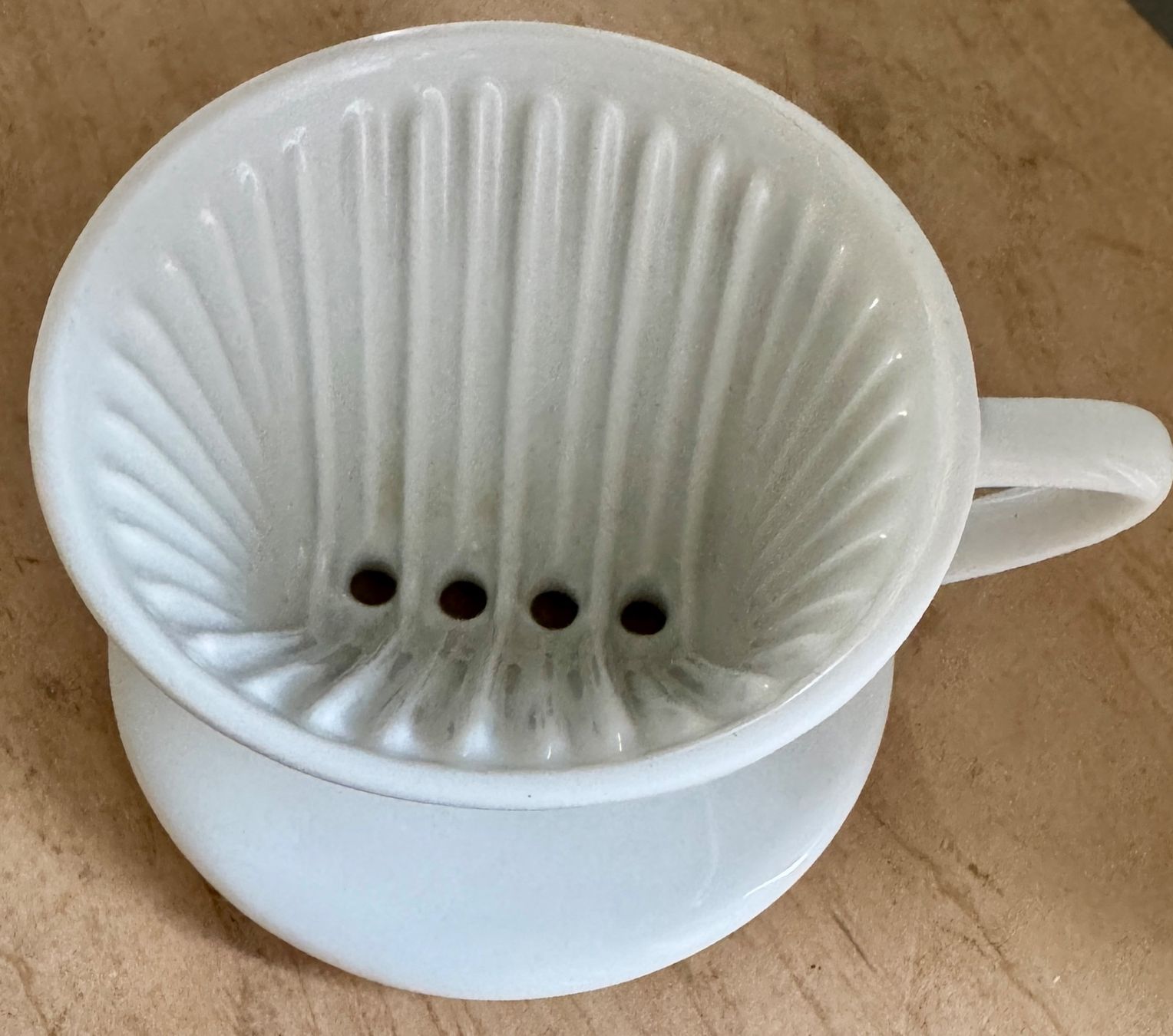 Sonstiges für Haushalt & Wohnen: Mini Melitta 100 mit 4-Loch Filter Langenthal 55 – Gebraucht aus Rothrist von Luckywinner 6