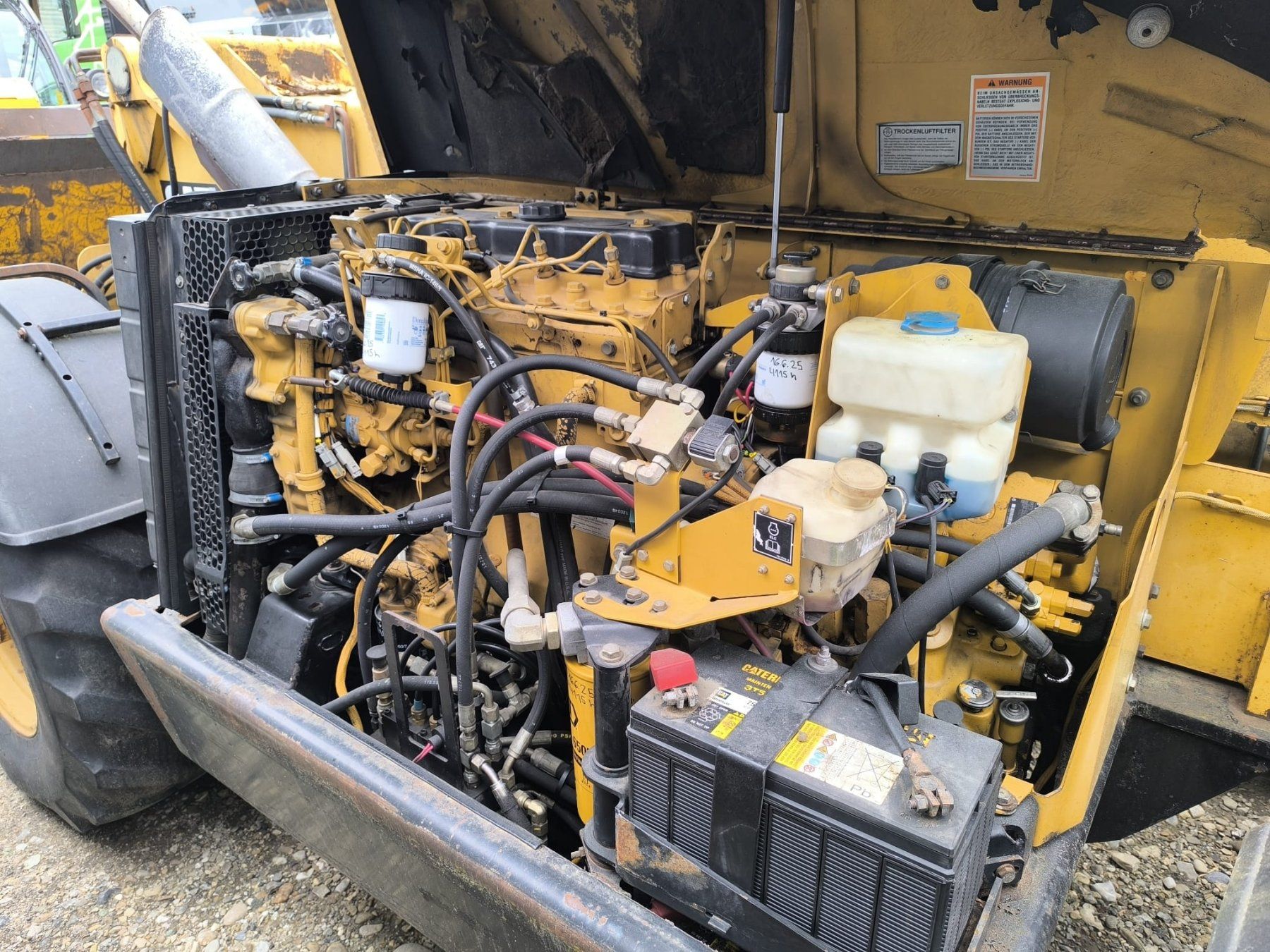 Caterpillar Chargeur de ferme: Teleskoplader Cat TH62 – D'occasion à Sumiswald par adidas092 8
