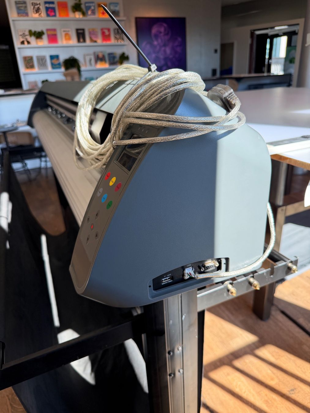 Tutte le macchine: Schneideplotter mit Ständer Breite 160cm guter Zustand – Usato da Zürich venduto da SirViana 3