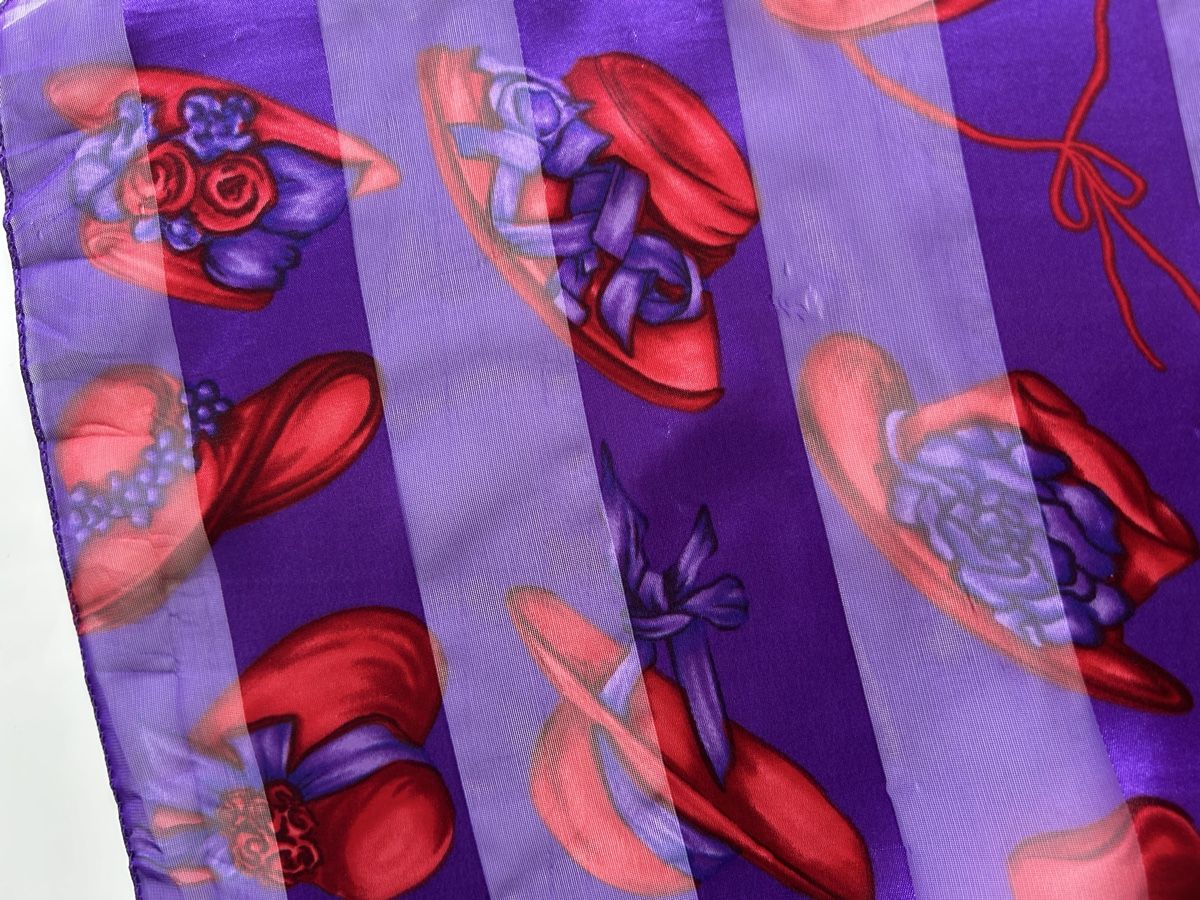 Foulard & Sciarpe: Scarfe purple ladies hat pattern  – Usato da Saland venduto da ele_vc96 1