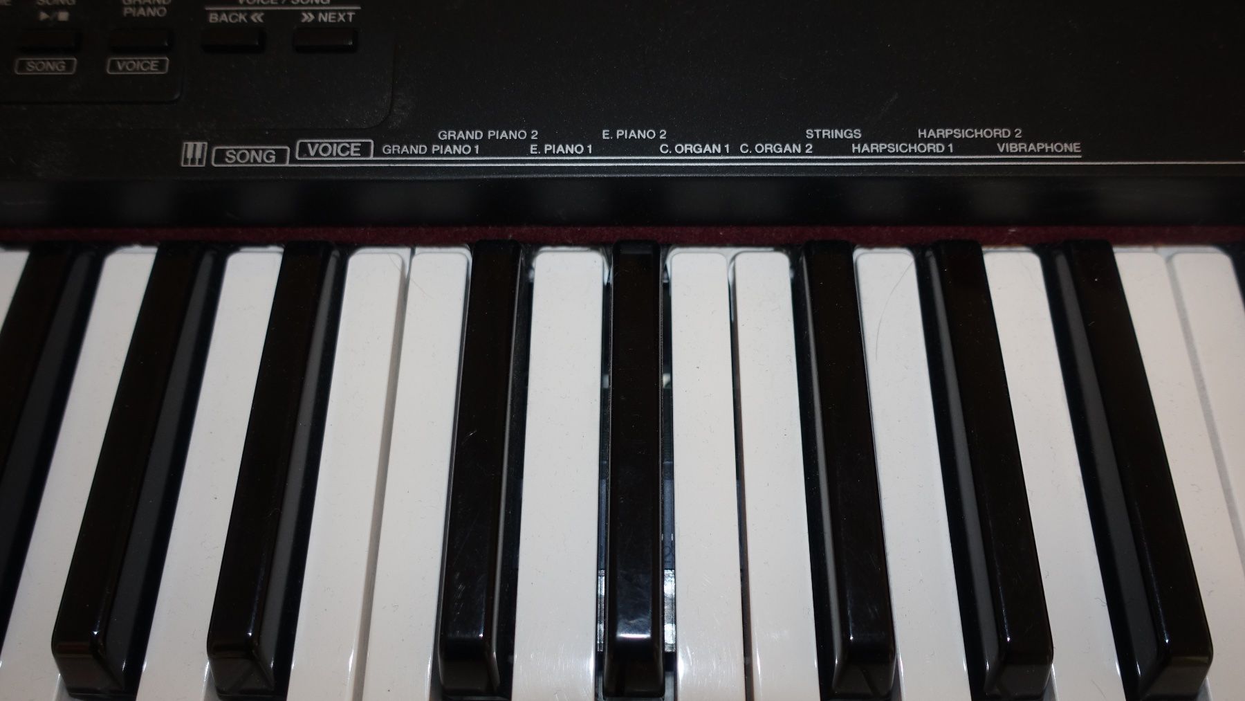 Yamaha Musikinstrumente: Yamaha E-Piano/ Keyboard NP-30 – Gebraucht aus Rain von  6