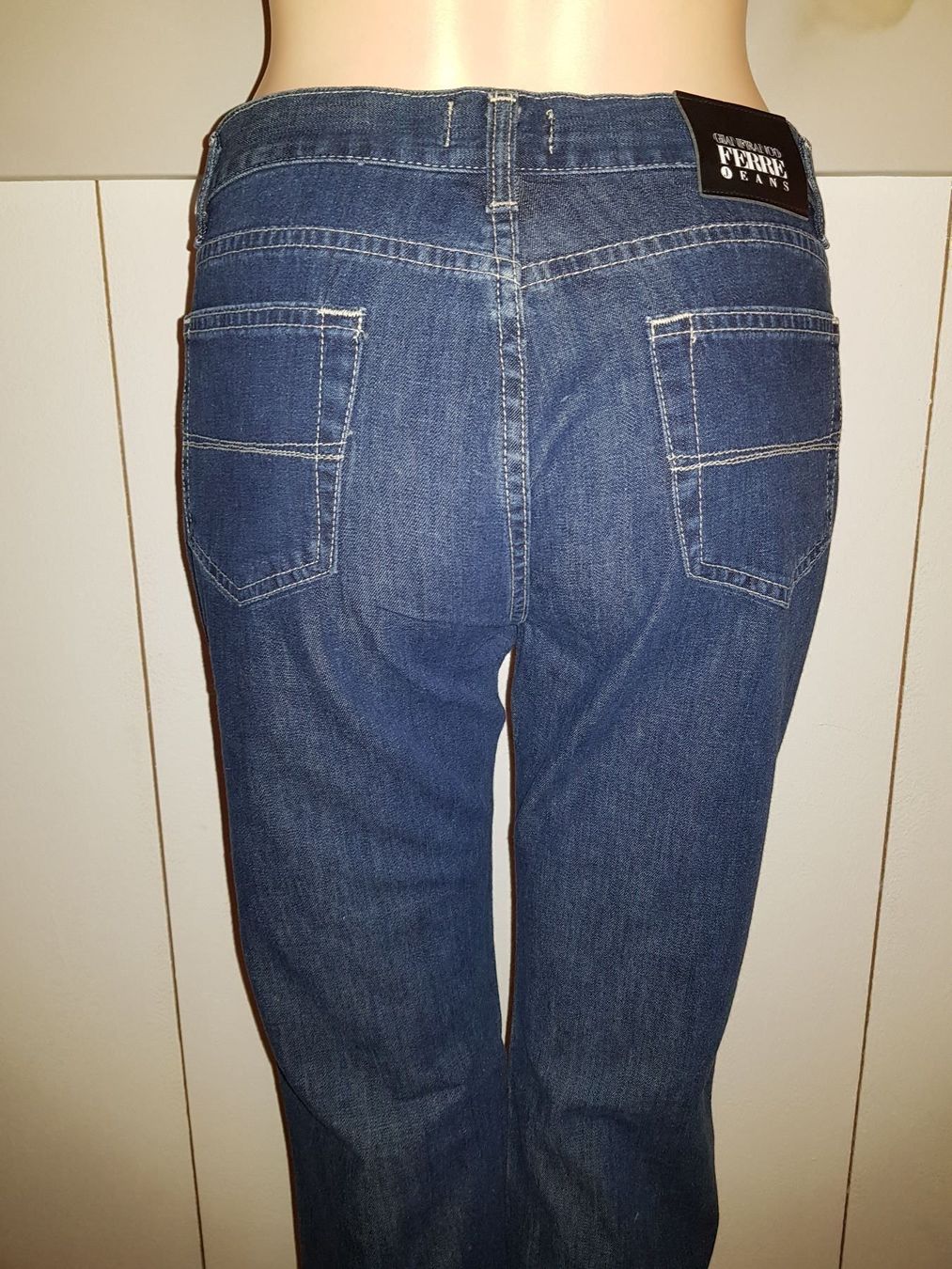 Gianfranco Ferre Jeans: Jeans GIANFRANCO FERRE  Taille/Grosse  W28 – Usato da Cossonay-ville venduto da Super-Price-Quality 8
