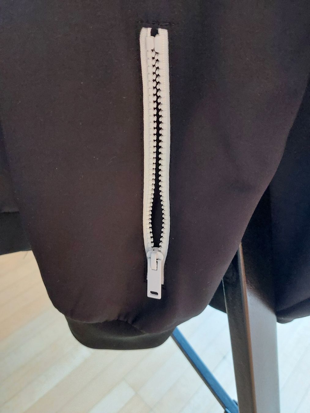 Giacche: Black Squad Jacke, Gr. S, Top Zustand – Nuovo (secondo la descrizione) da Veltheim AG venduto da gave04 3