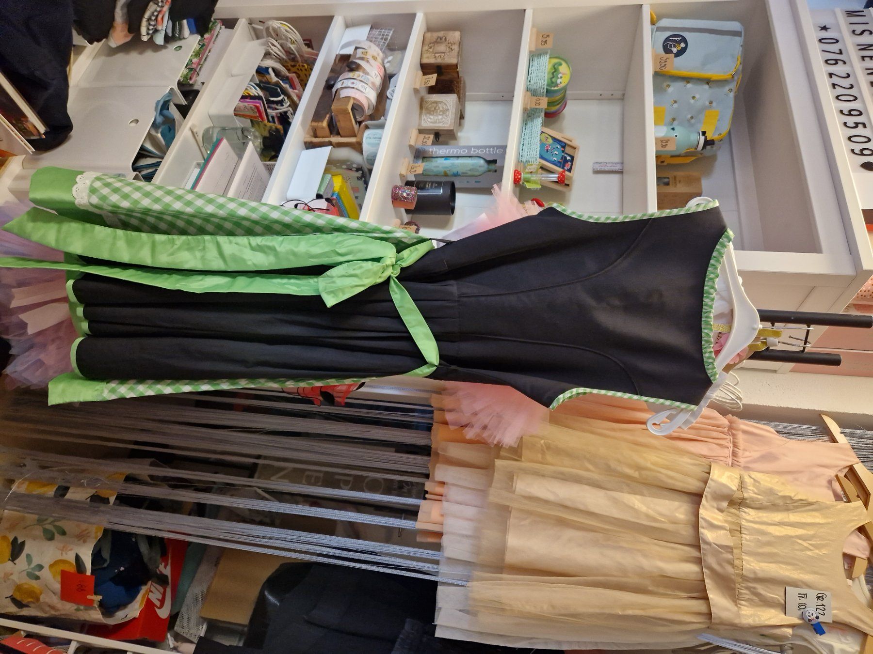 Vestiti: Dirndl Oktoberfest-Kleid Grösse: 36 – Usato da Wallisellen venduto da misnenes 2