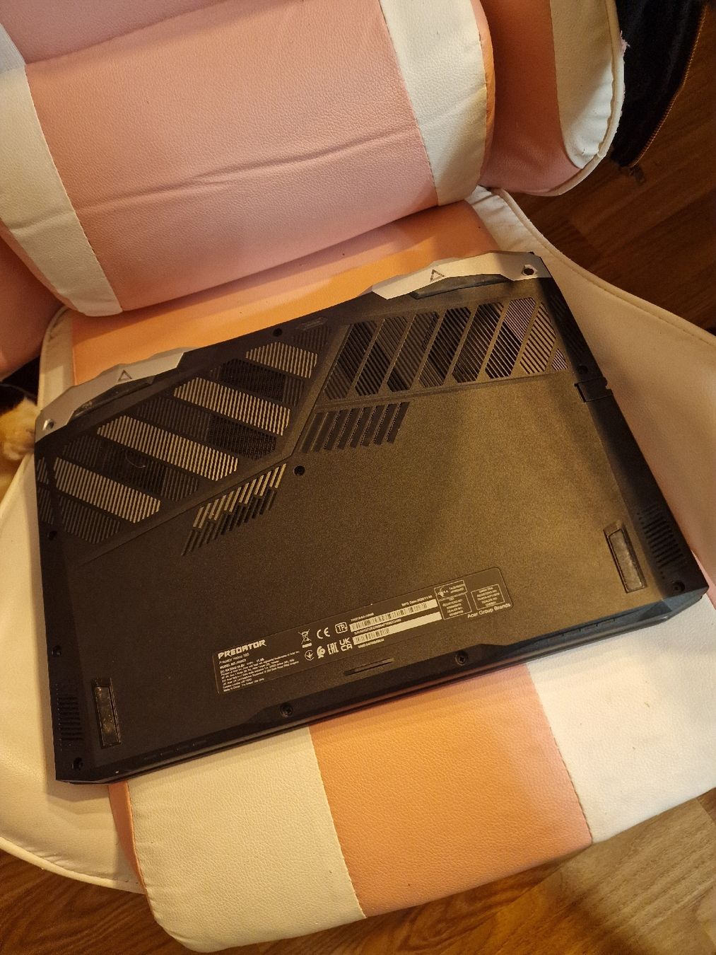 Acer Notebooks: Laptop  – Gebraucht aus Herzogenbuchsee von Laliqa.R 2