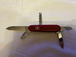 Couteau suisse Victorinox Victoria rouge occasion bon etat
