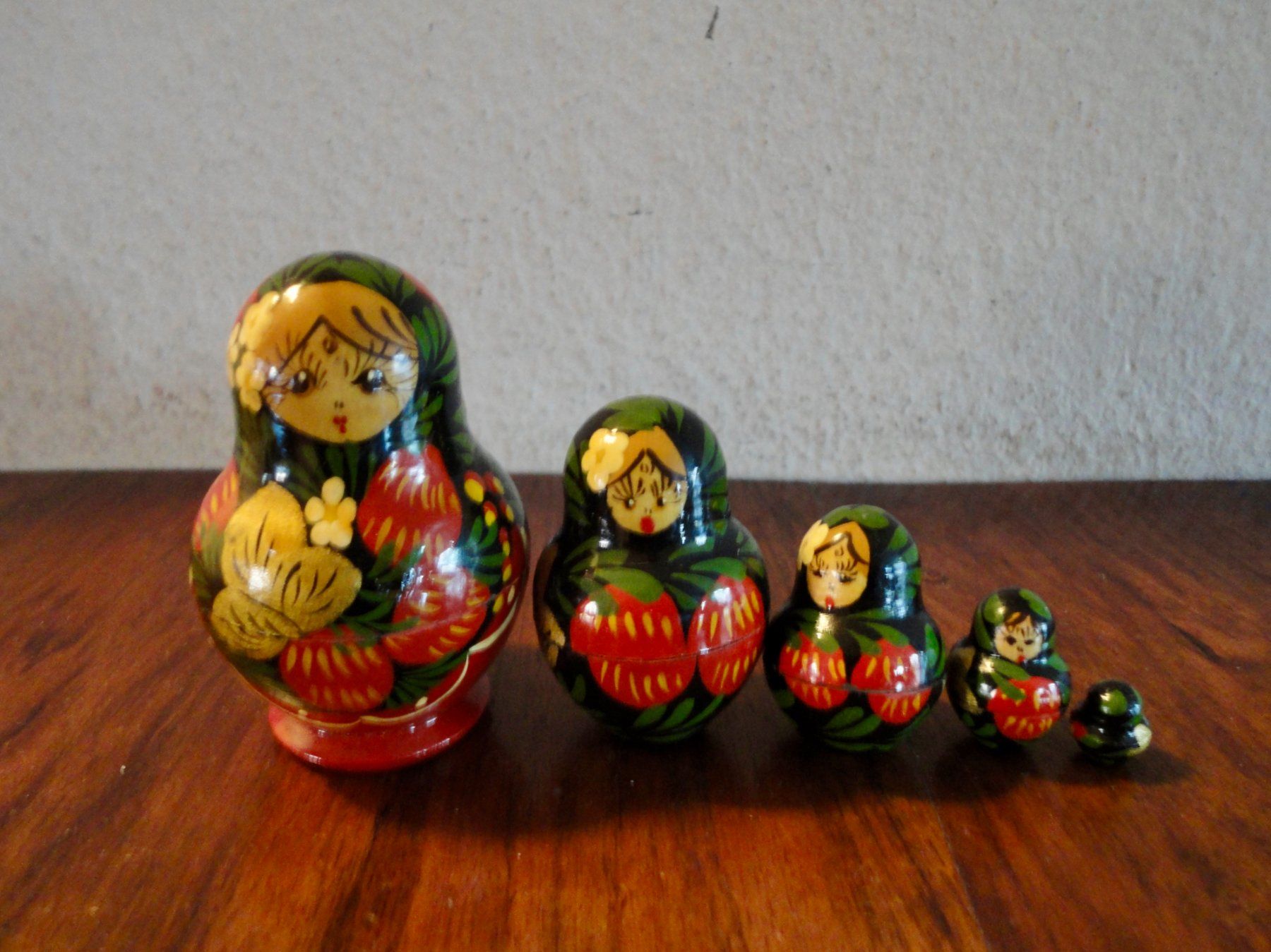 Statuette: Matroschka-Babuschka 5-Teilig – Usato da Wädenswil venduto da LIS11