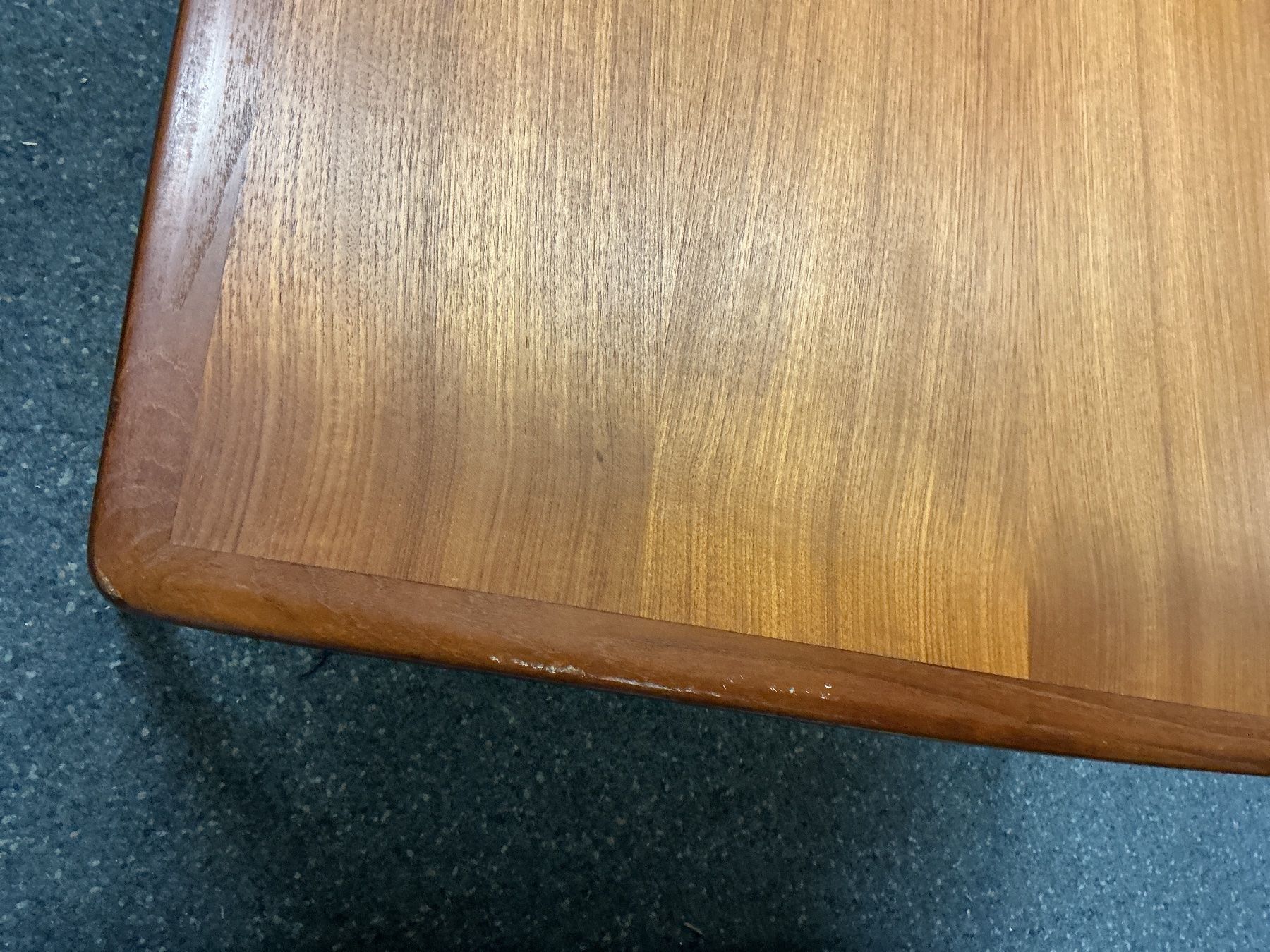 Tische: Design Tisch Swiss Teak – Gebraucht aus Bern von vielerart 4