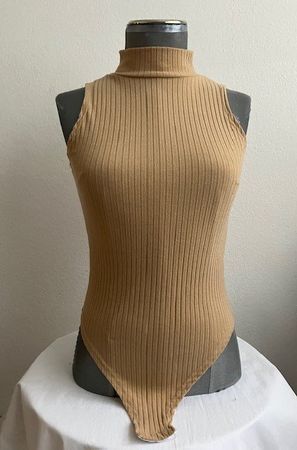 Body col roulé côtelé beige taille 40 Boohoo