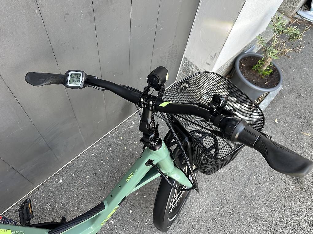 Vélos: E-bike Cube Compact 20 ottimo stato  – D'occasion à Quartino par DiloUsato 4