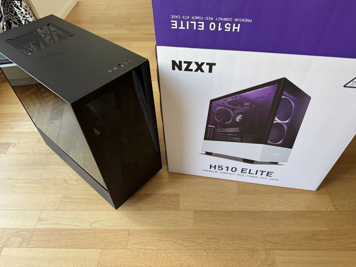 NZXT Custodie: Boîtier PC NZXT H510 ELITE noir – Nuovo (secondo la descrizione) da Bienne venduto da mat_z69f