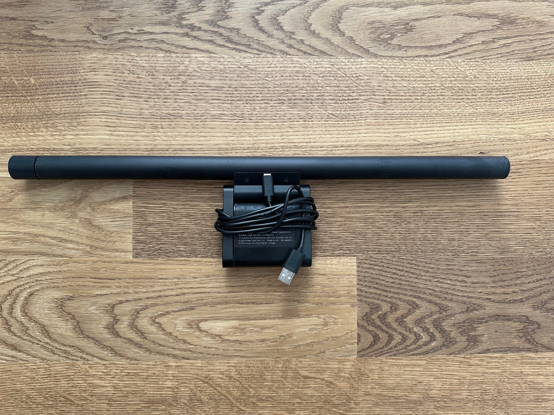 Lampade: Monitor Lightbar | dimmbar, Farbtemperatur einstellbar – Usato da Luzern venduto da ric_7plt 1