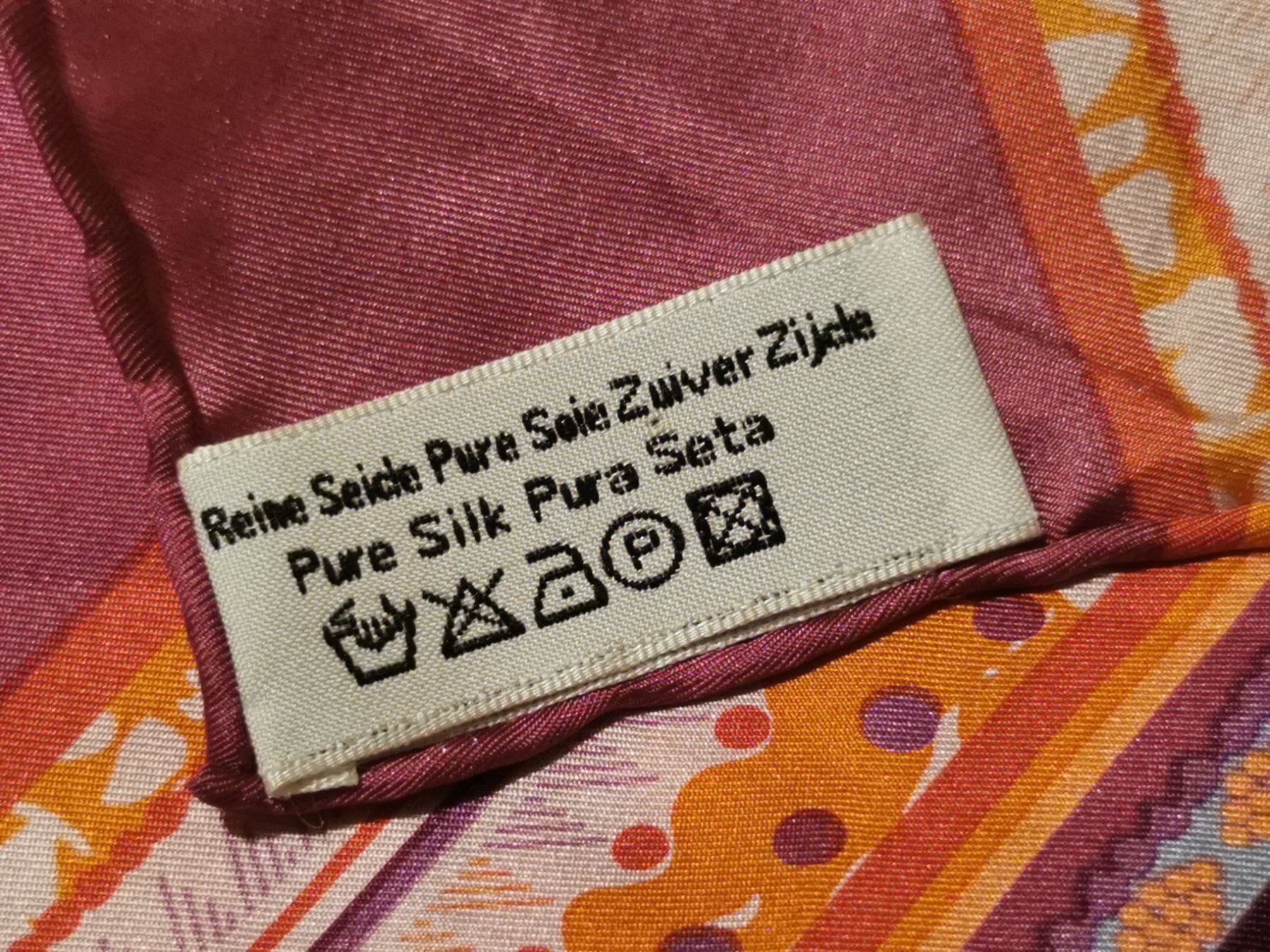 Foulards & écharpes: Seide Damen Schal – Neuf avec emballage d'origine à Schlieren par vlalif 3