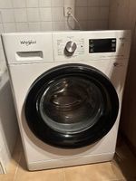 WhirlpoolLavatrice a carica frontale 8 KG