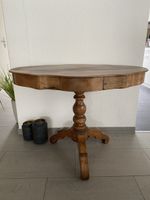 Antiker Holztisch
