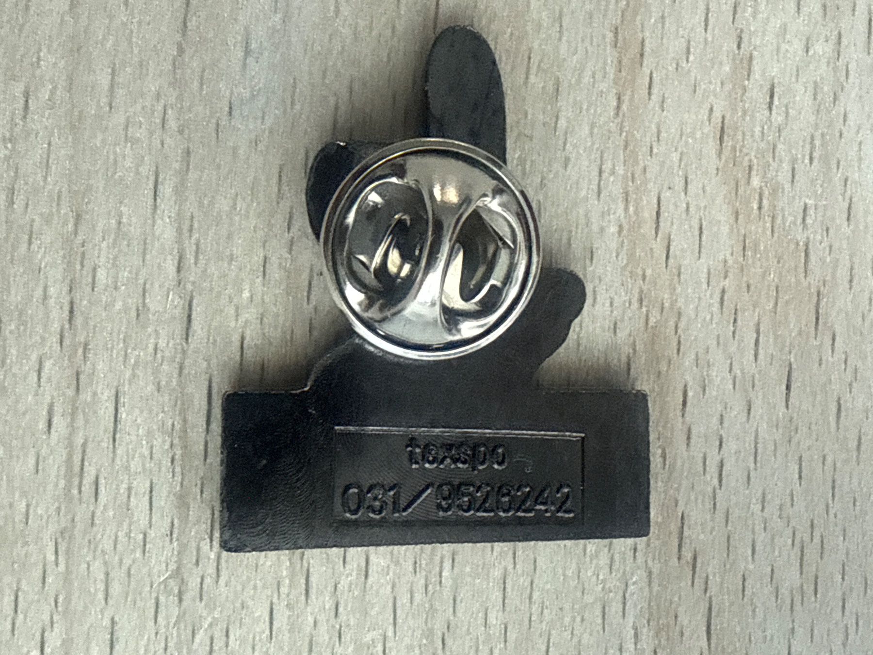 Placchette & Badge: Pin Pizza Schönbühl – Usato da Glattbrugg venduto da Schweigmatt 1